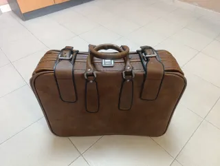 Maleta vintage de cuero