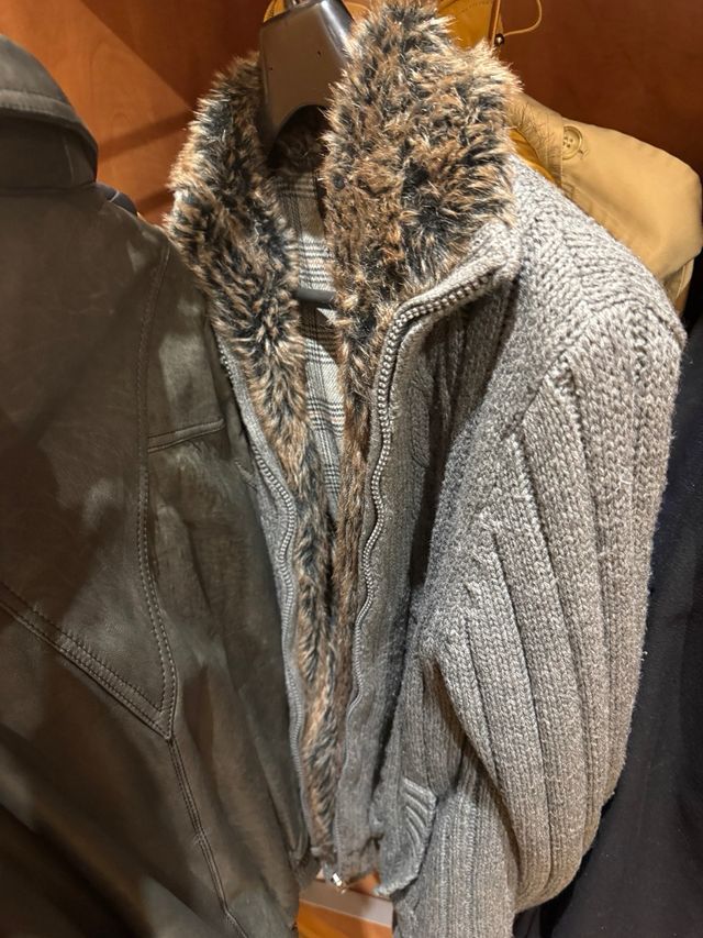 Chaqueta de cuero negra