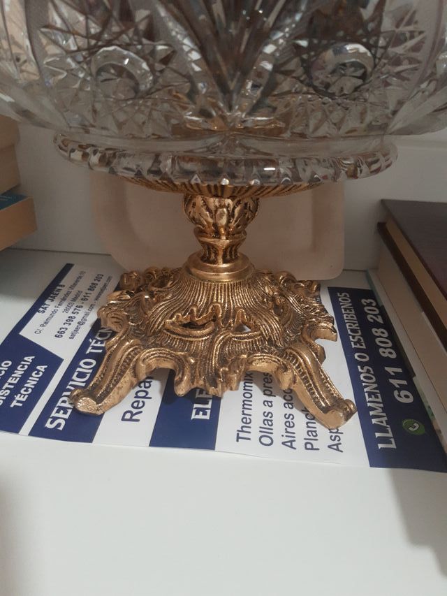 Centro de mesa cristal y bronce 33x20