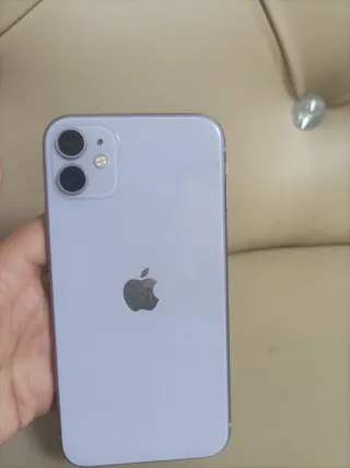 iPhone 11 Purple in perfette condizioni
