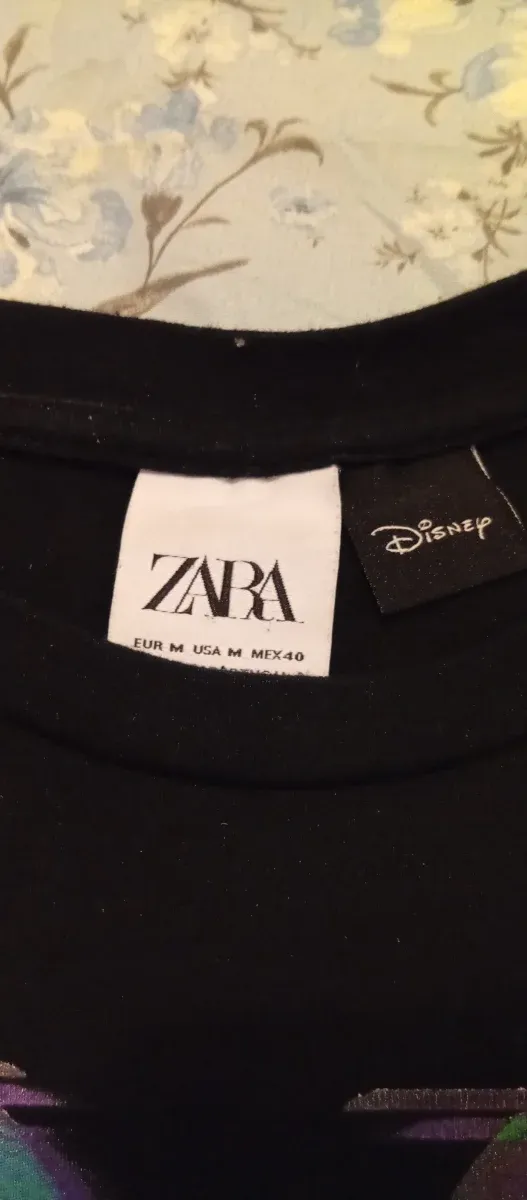 Camiseta Zara Mickey Glitch Multicolor