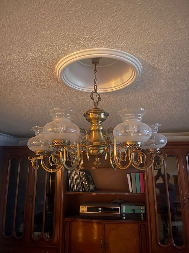 Lámpara araña dorada cristal