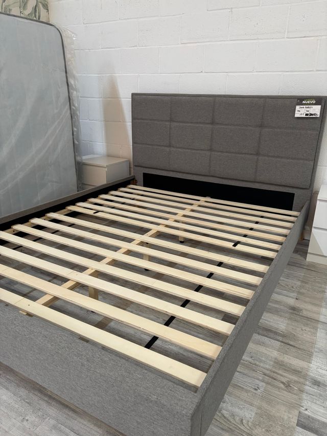 Liquidación!! Cama Matrimonial 150cm Gris