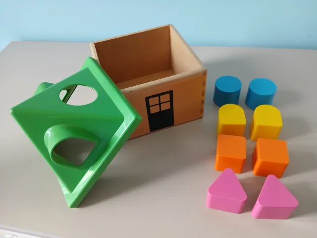 Juego encajar piezas Ikea