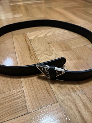 Cinturón Prada Negro 105 cm