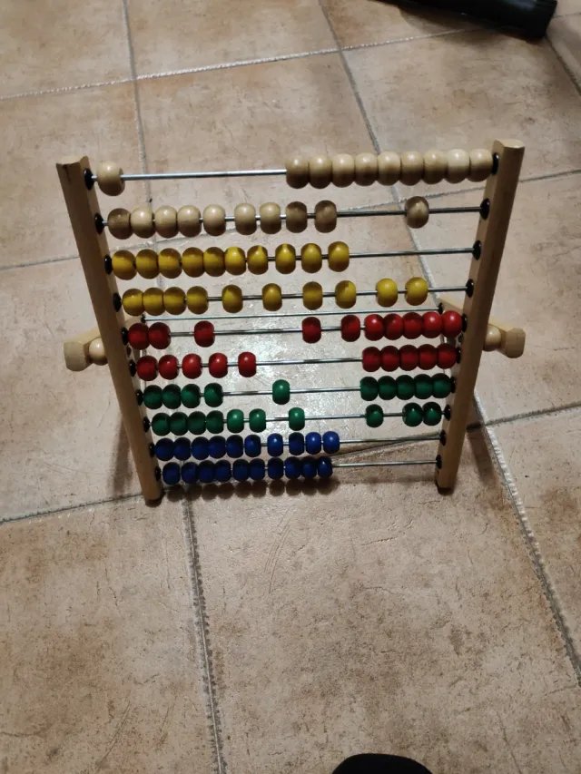 Ábaco de madera IKEA