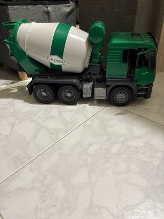 Camioncino Betoniera Giocattolo Bruder