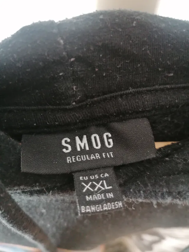 Sudadera Negra con Diseño Mariposa Smog Talla XXL