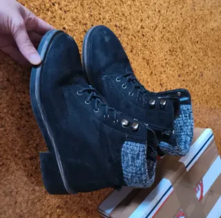 Botines negros con pelo interior T36