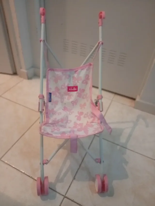 Carrito de juguete rosa
