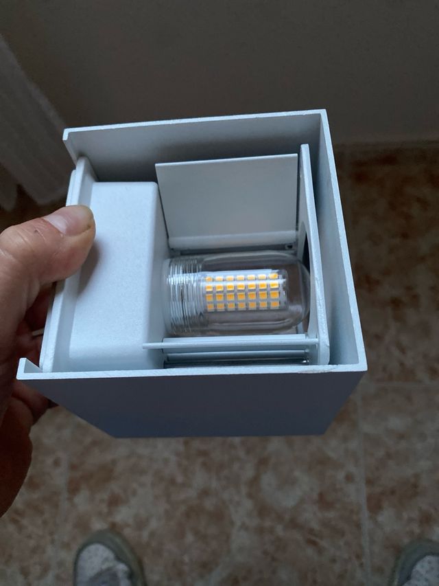 2 Lámparas LED de pared moderna