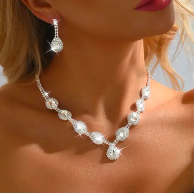 Conjunto Collar y Pendientes Bisutería