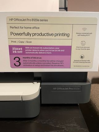 Impresora HP OfficeJet Pro 8122e Multifunción