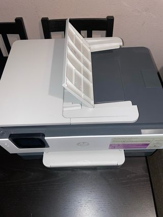 Impresora HP OfficeJet Pro 8122e Multifunción