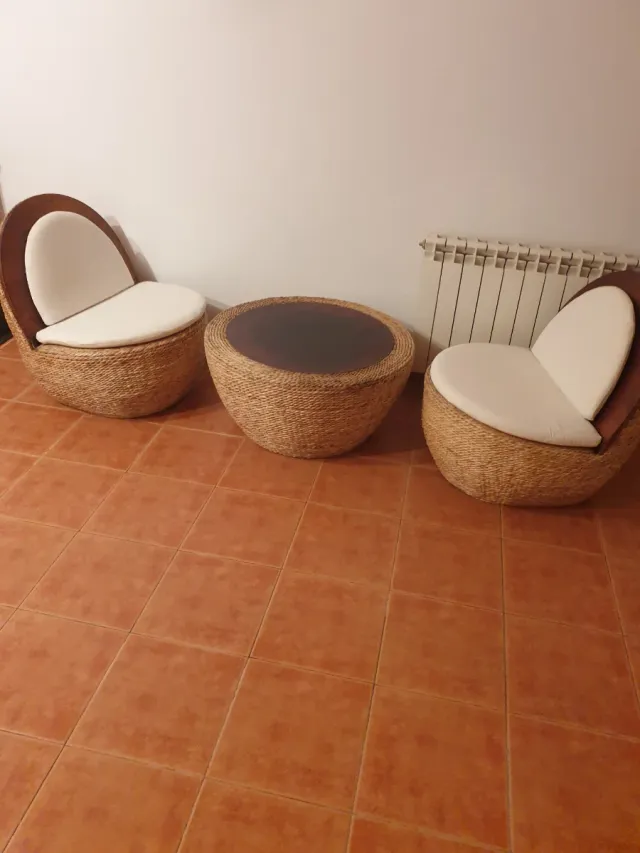 Conjunto Exclusivo de Sillones y mesa de Jardín.