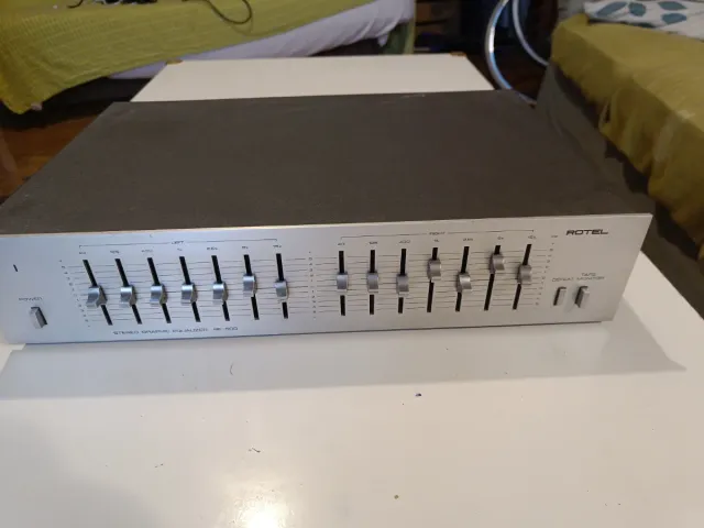 Ecualizador Gráfico Rotel RE-500