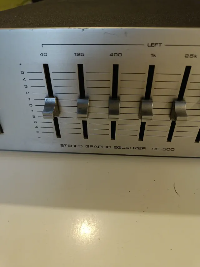 Ecualizador Gráfico Rotel RE-500