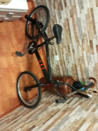 Bicicleta BMX Team nogociable