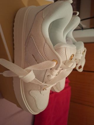 Zapatos Michael Kors Beige y Blanco