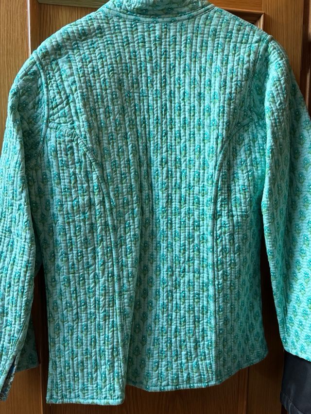 Chaqueta reversible azul y verde azulado