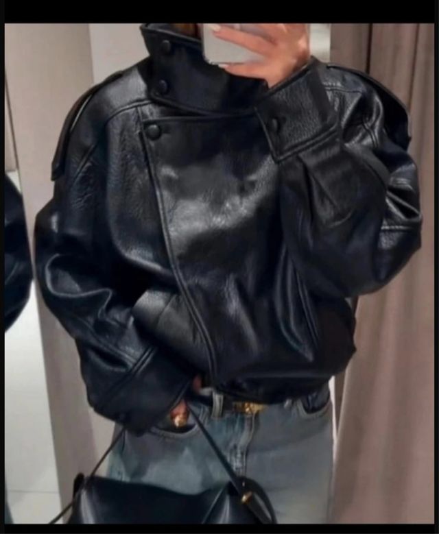 Chaqueta Bomber Zara Negra Viral