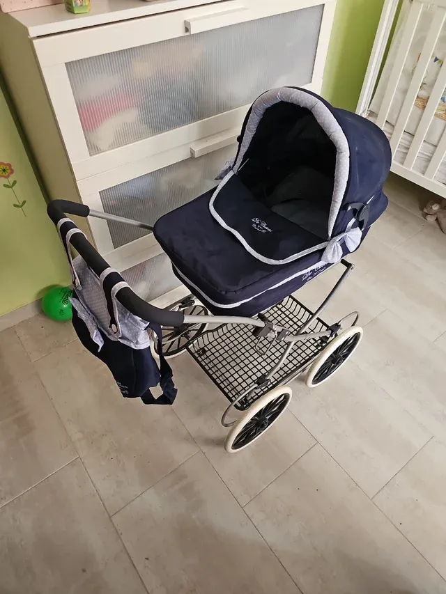 Carrito de muñecas De Cuevas