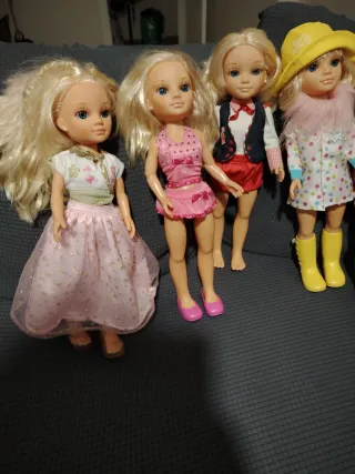 Conjunto Muñecas Nancy