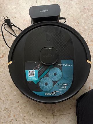 Robot Cecotec Conga Barre y Friega