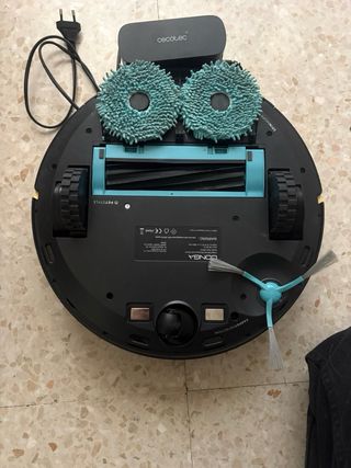 Robot Cecotec Conga Barre y Friega