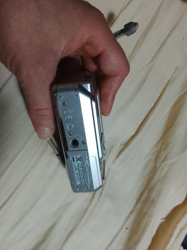 Cámara Digital Fujifilm FinePix Plata