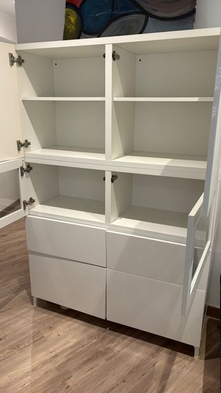 Mueble blanco almacenaje vitrinas