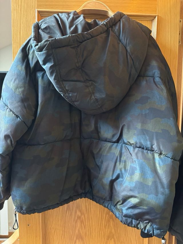 Abrigo acolchado camuflaje