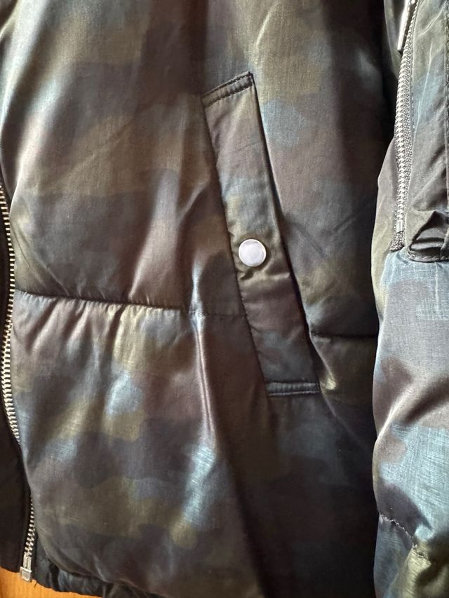 Abrigo acolchado camuflaje