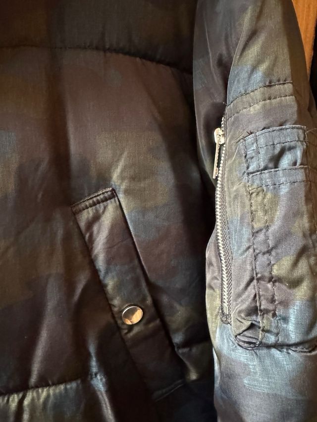 Abrigo acolchado camuflaje