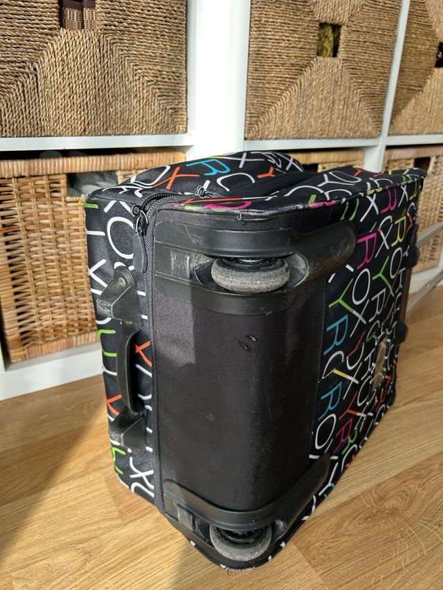Maleta Roxy Negra Multicolor con ruedas
