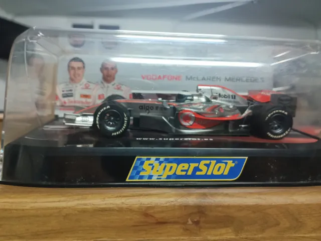 Scalextric F1 McLaren Vodafone