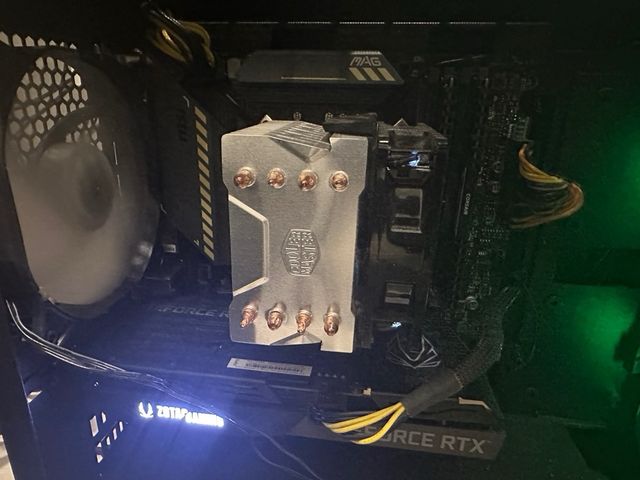 PC Gaming RTX 3060 Ti, i5 11600k, 16 GB di RAM