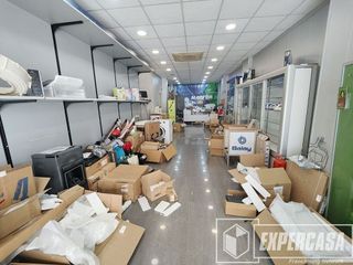 Local comercial en venta en Centro Ciudad en Manises