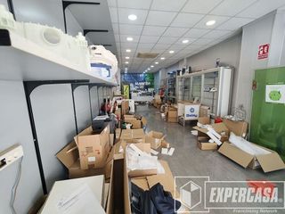 Local comercial en venta en Centro Ciudad en Manises