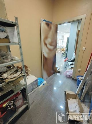 Local comercial en venta en Centro Ciudad en Manises