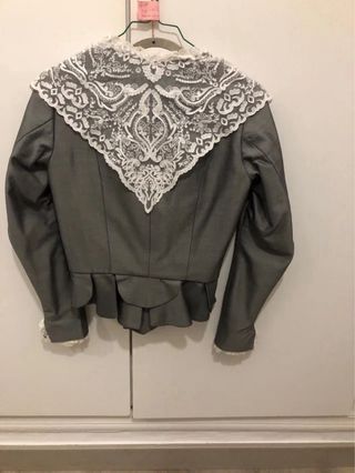 Corpiño Fallera Gris con Encaje Blanco