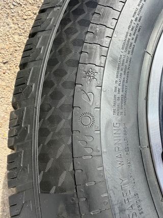 Neumáticos 225/75R16 CP 118R