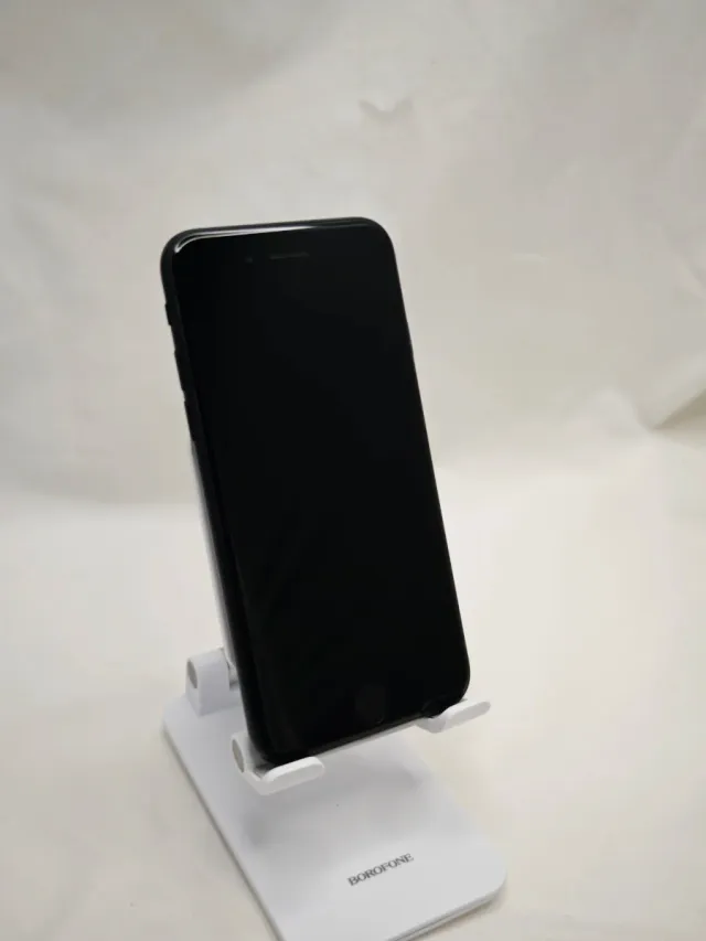 iPhone SE (2020) Negro