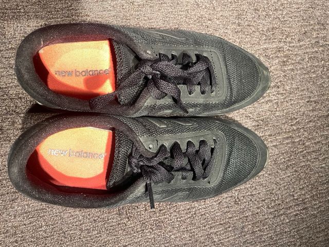 New Balance negras como nuevas