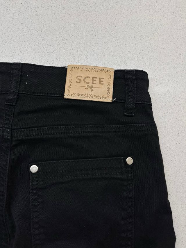 Pantaloni lunghi neri skinny SCEE taglia unica