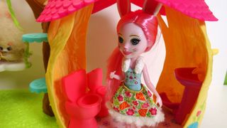 Enchantimals Casa del Árbol + Pack 3 muñecas | 4+