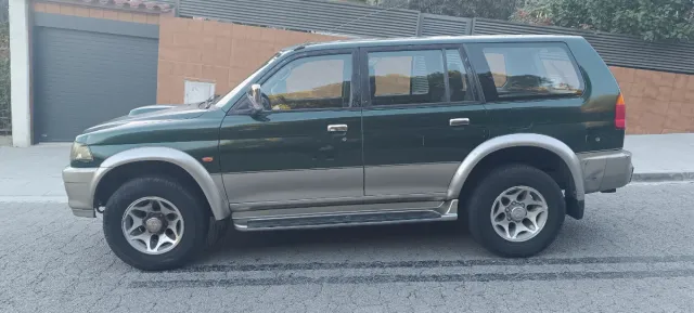 Mitsubishi Montero 1999