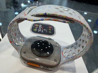 Apple Watch Ultra 2 49mm GPS 4G Titanio