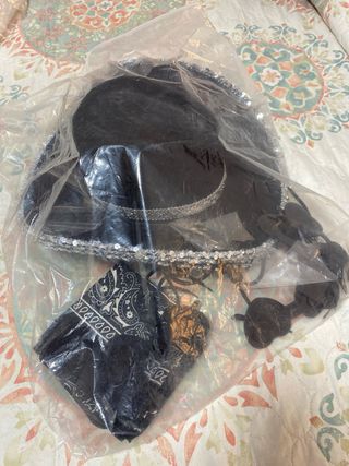 4 Sombreros cowboy/vaquero con bandana y gafas
