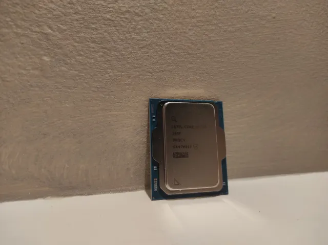 Intel Core ULTRA 7 265F